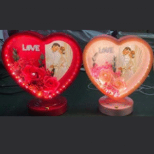 AR 848 Heart Photo Frame with light