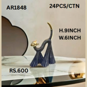 AR1848 Cat Showpiece