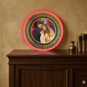 (  Circular Photo Frame )