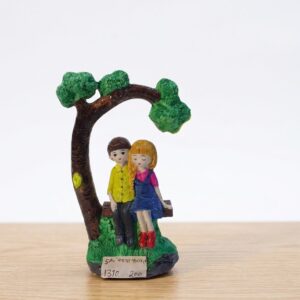 5NO BACCHA COUPLE  ( Cute Garden Bench Couple Showpiece )