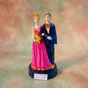 6NO RED COUPLE ( Royal Red Couple Showpiece )
