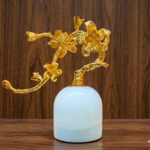723 ( Golden Floral Branch Vase Showpiece (Decorative Table Accent) )