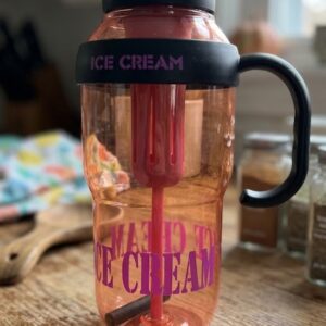 AR3439 ( Ice Cream Sipper Bottle with Infuser & Handle ) PcsCtn.50