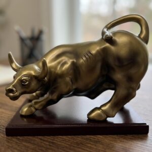YS1284 ( Golden Charging Bull Showpiece – Symbol of Strength & Prosperity ) ( PcsCtn.48 )