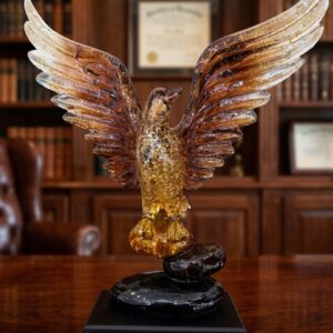 YS2035 ( Soaring Eagle Glory Resin Showpiece ) ( PcsCtn.12 )