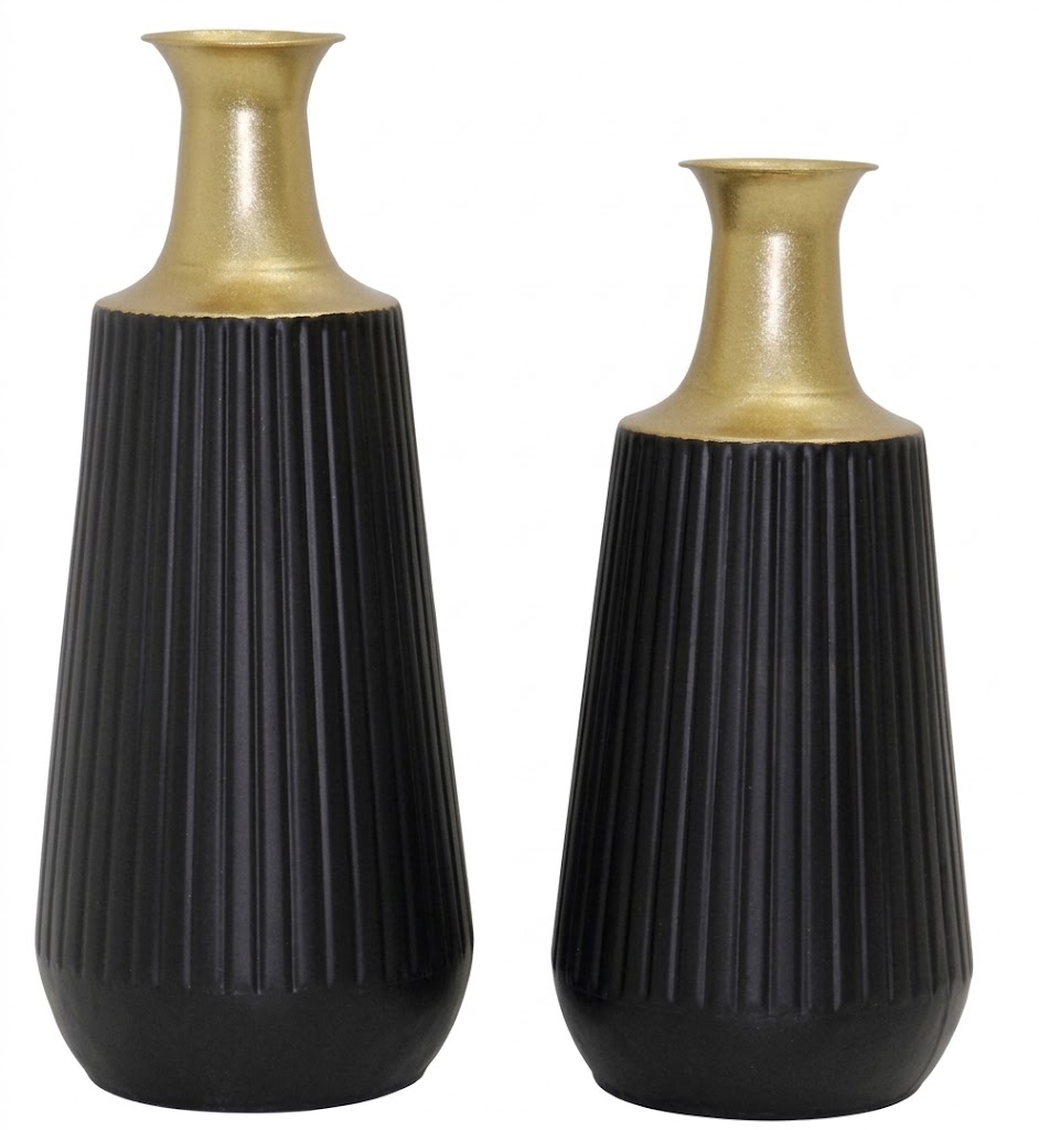 YS2276 ( Royal Noir Ribbed Metal Vase ) ( PcsCtn.4 ) - Image 2