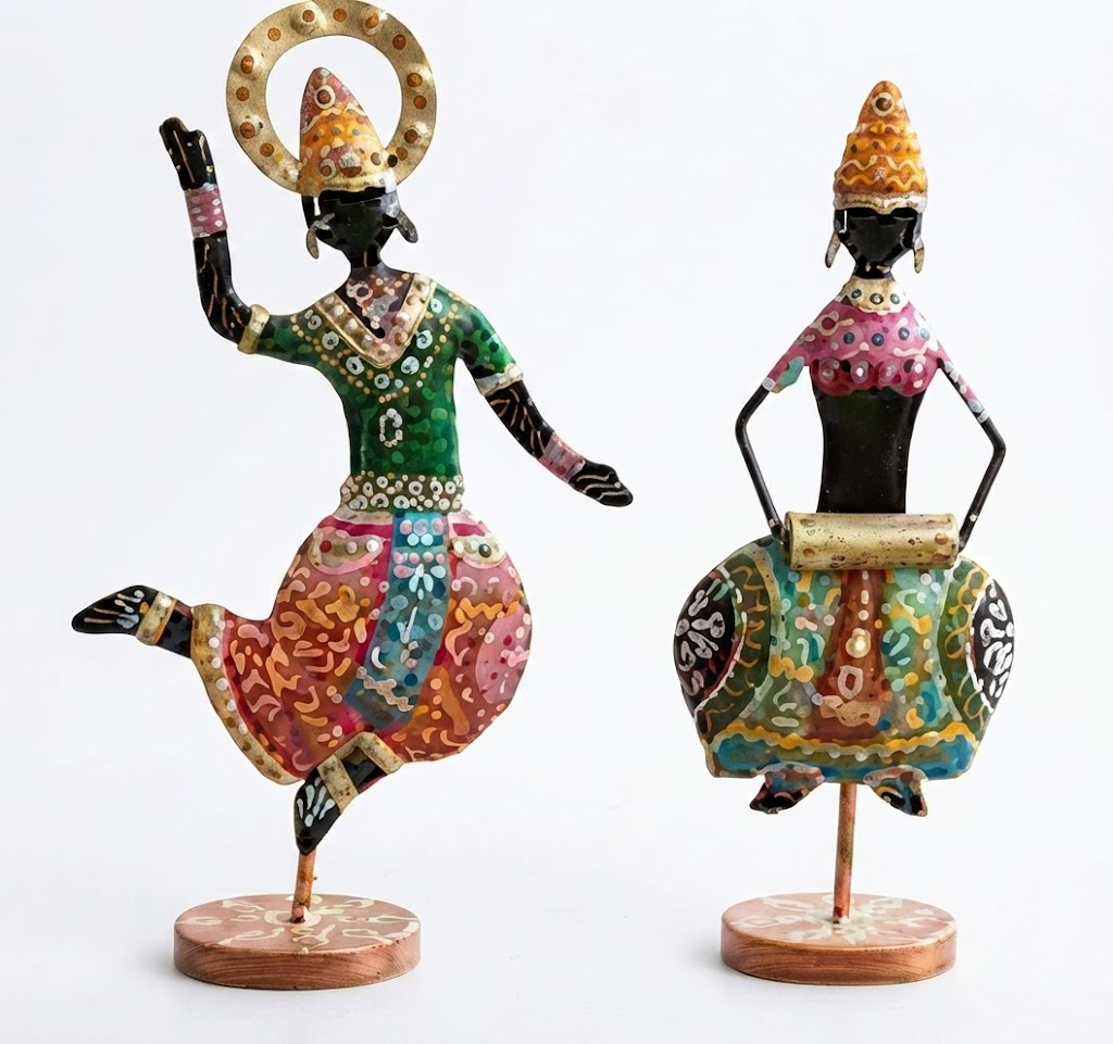 NDT ( Handcrafted Tribal Folk Dancer Couple Metal Sculpture ) - Image 2