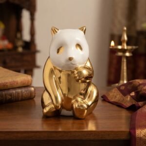1773 ( Royal Golden Maneki Neko Cat Decorative Showpiece )