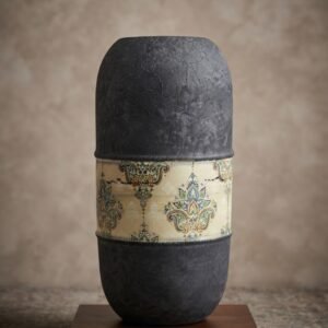 9865 ( Elegant Charcoal Black & Cream Ornamental Decorative Vase )