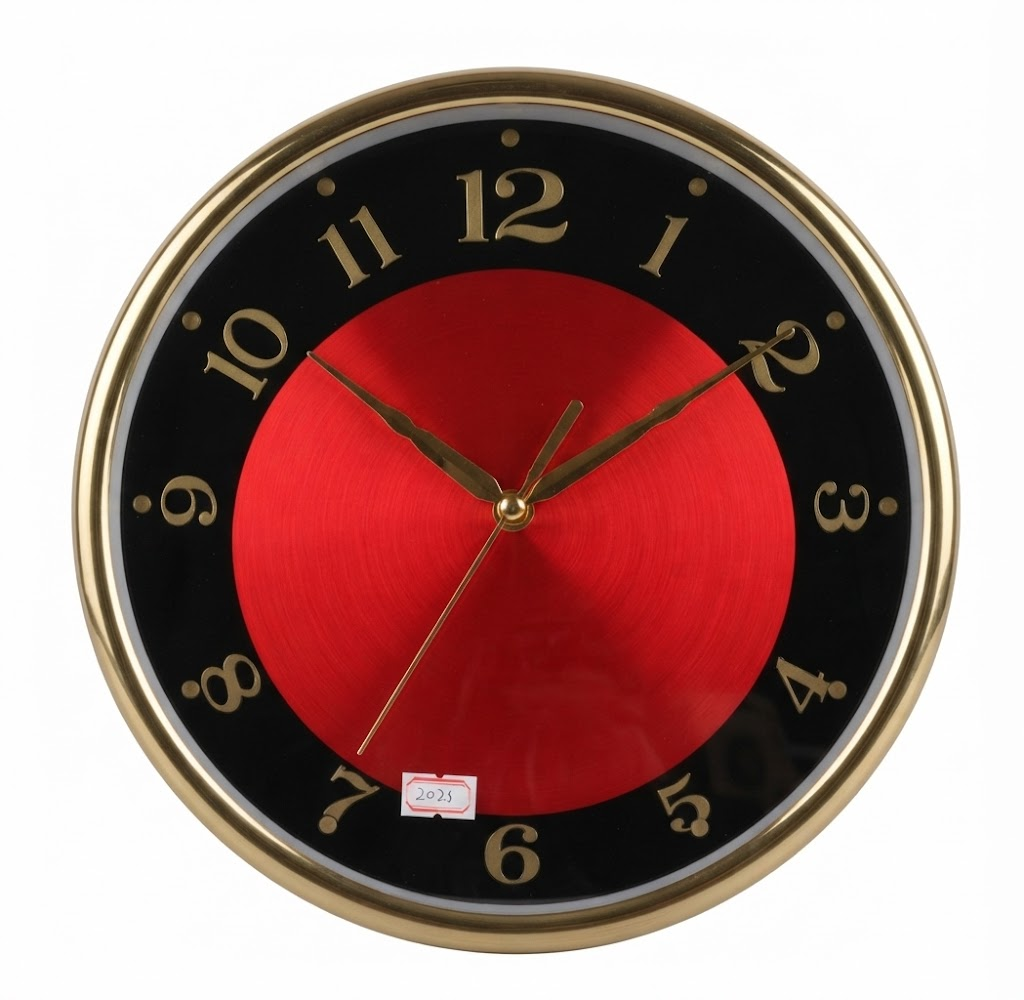 BB1738 Elegant Black & Gold Round Wall Clock with Classic Roman Numerals - Image 2