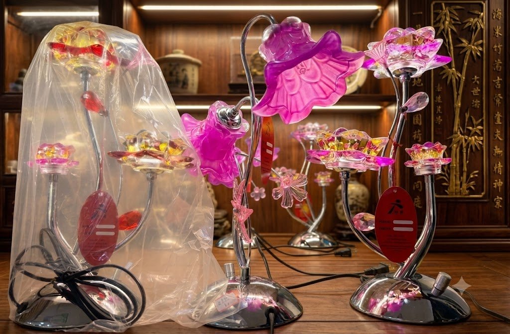 AR 4270 Decorative Floral Crystal LED Table Lamp (Assorted Styles) - Image 2