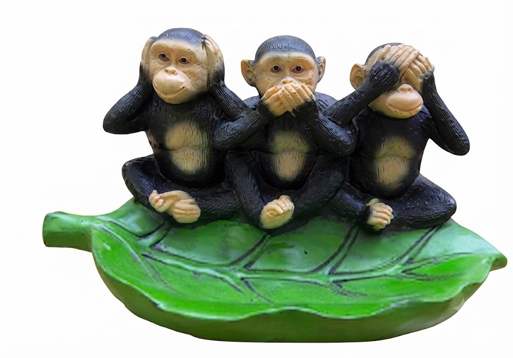 YS 2965 Three Wise Monkeys on Green Leaf Decorative Showpiece - Image 2