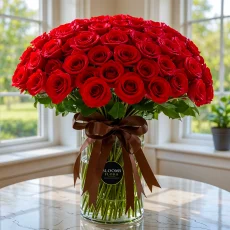 ClassicRedRoseVase-1752836371332